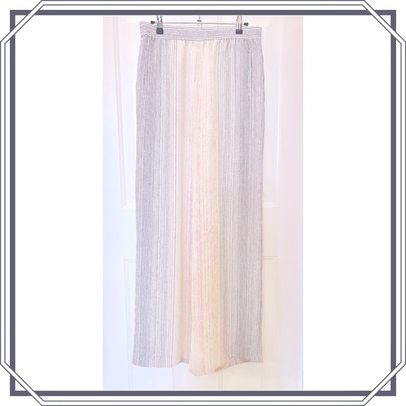 BCBG MaxAzria - Houston Striped Pants (EUC) - Picture 4 of 7